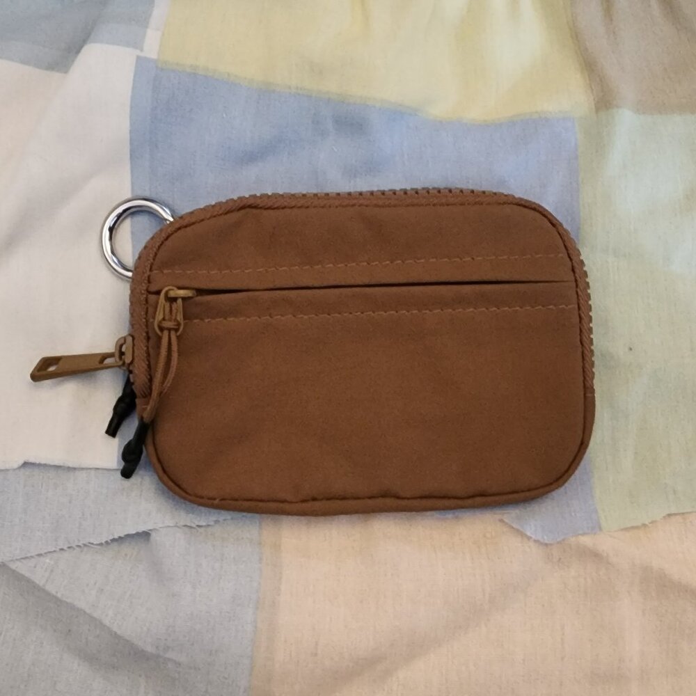The Iris' Wallet